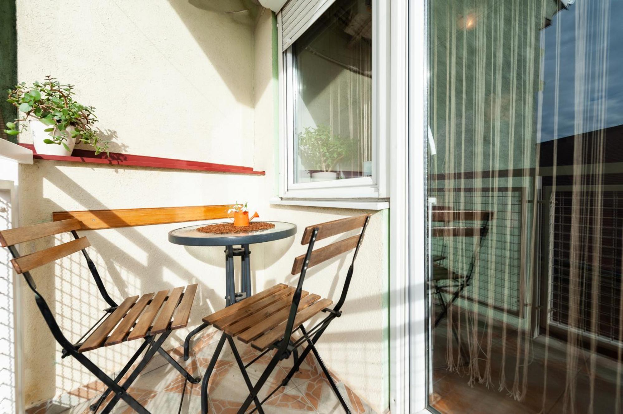 Momo'S Studio Apartment Σουμπότικα Εξωτερικό φωτογραφία