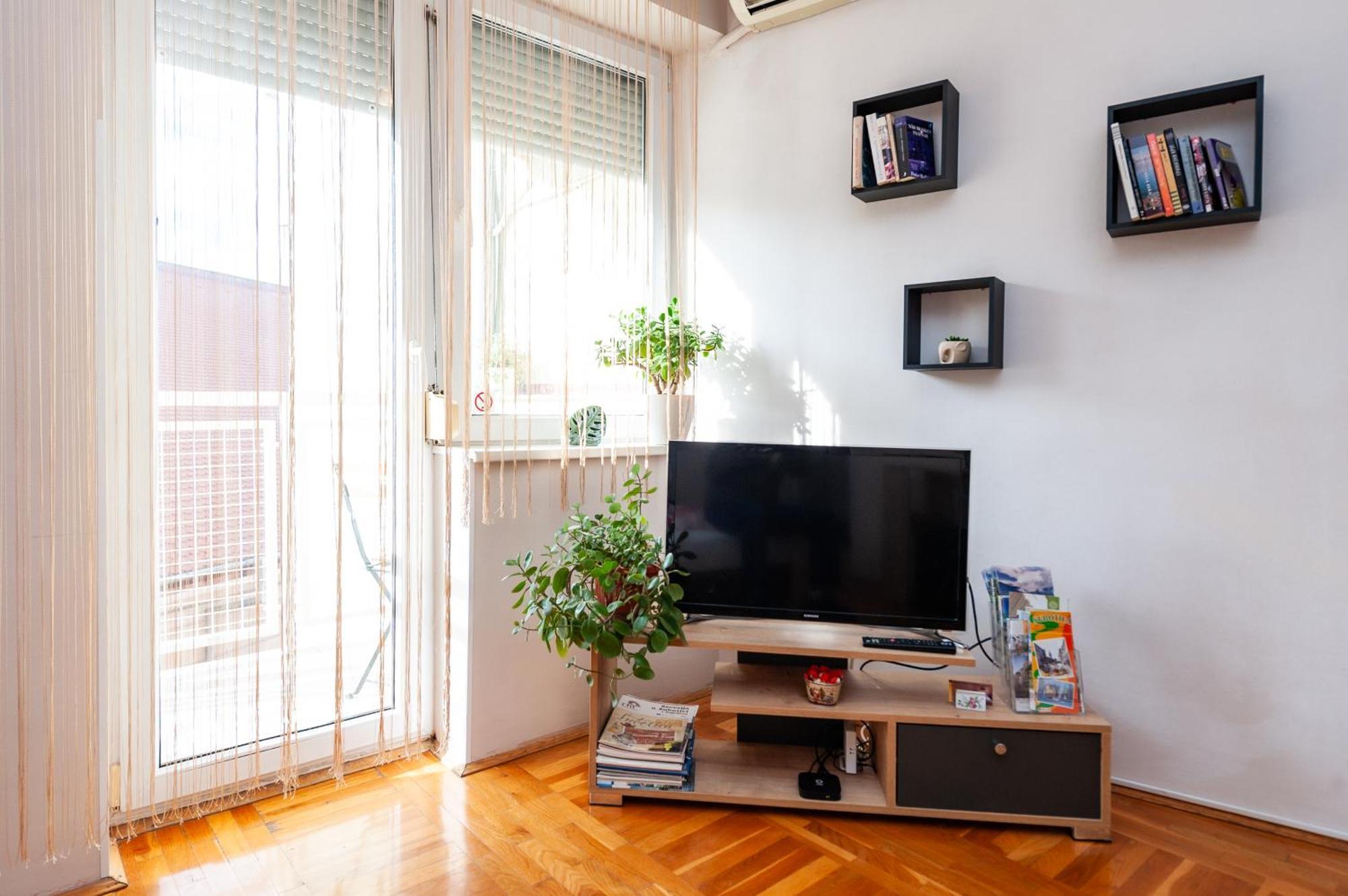 Momo'S Studio Apartment Σουμπότικα Εξωτερικό φωτογραφία